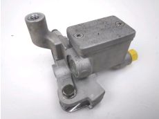 Maitre cylindre frein av complet