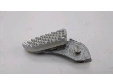 Repose pieds avant droit