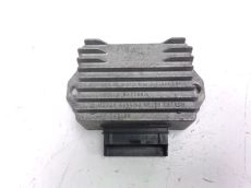 Regulateur de tension