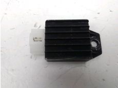 Regulateur de tension