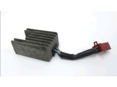 Regulateur de tension