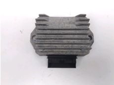 Regulateur de tension