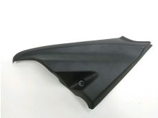 Cache lateral gauche