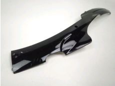 Cache lateral gauche