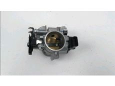 Corps d'injection gauche