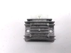 Regulateur de tension