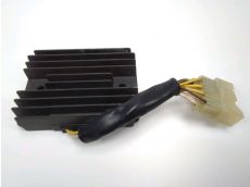 Regulateur de tension