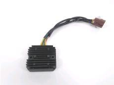 Regulateur de tension