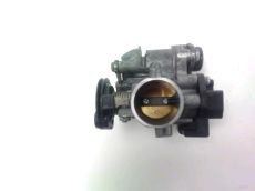 Corps d'injection gauche