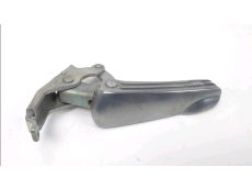 Platine et repose pieds arriere gauche