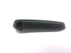 Repose pieds arriere droit