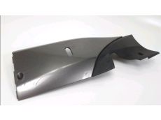 Cache lateral gauche