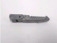 Repose pieds arriere gauche