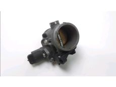 Corps d'injection droit