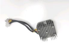 Regulateur de tension