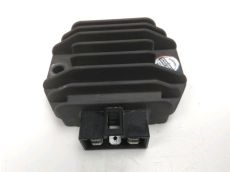 Regulateur de tension