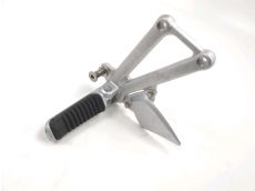 Platine avant gauche complete