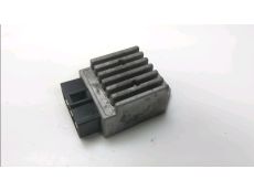 Regulateur de tension