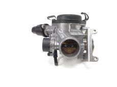 Corps d'injection droit