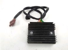 Regulateur de tension