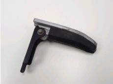 Platine et repose pieds arriere droit