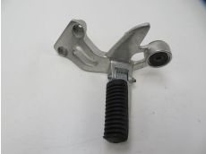 Platine et repose pieds arriere gauche