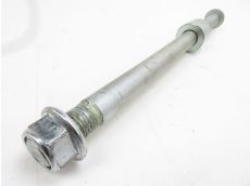 Axe de roue arriere