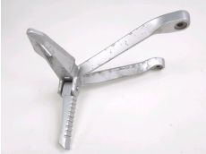 Platine et repose pieds arriere droit