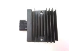 Regulateur de tension