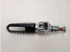 Repose pieds avant gauche