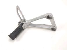 Platine et repose pieds arriere droit