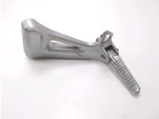 Platine et repose pieds arriere gauche