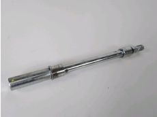Axe de roue avant