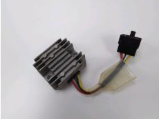 Regulateur de tension