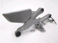 Platine avant droite