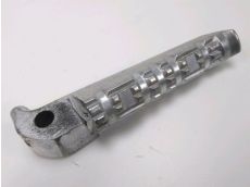 Repose pieds arriere droit