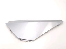 Cache lateral gauche