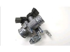 Corps d'injection droit