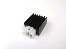 Regulateur de tension