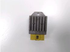 Regulateur de tension