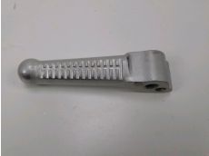 Repose pieds arriere droit