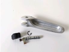 Repose pieds arriere droit