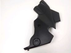 Cache lateral gauche