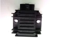 Regulateur de tension