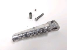 Repose pieds arriere droit