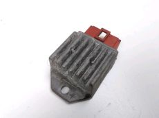 Regulateur de tension