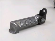 Repose pieds arriere droit