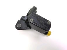 Maitre cylindre frein av complet