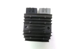 Regulateur de tension