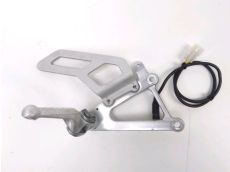 Platine avant droite